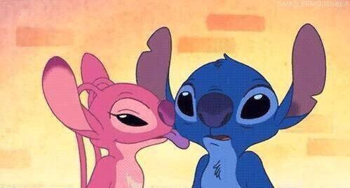 DailySexSupply's tweet photo. when bae starts gettin freaky outta nowhere http://t.co/FcRL9gT2IR