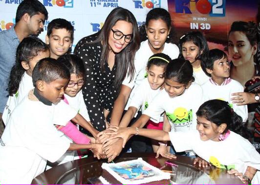 Happy birthday Sonakshi Sinha has been trending since at least 4 hours and still is   