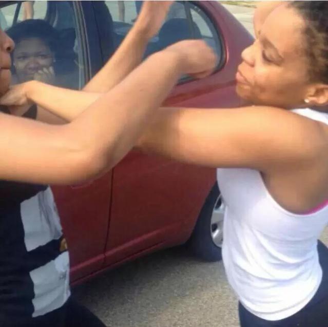 BabyMeatSquad's tweet photo. When y'all arguing in my mentions http://t.co/pLnkQL1Kad