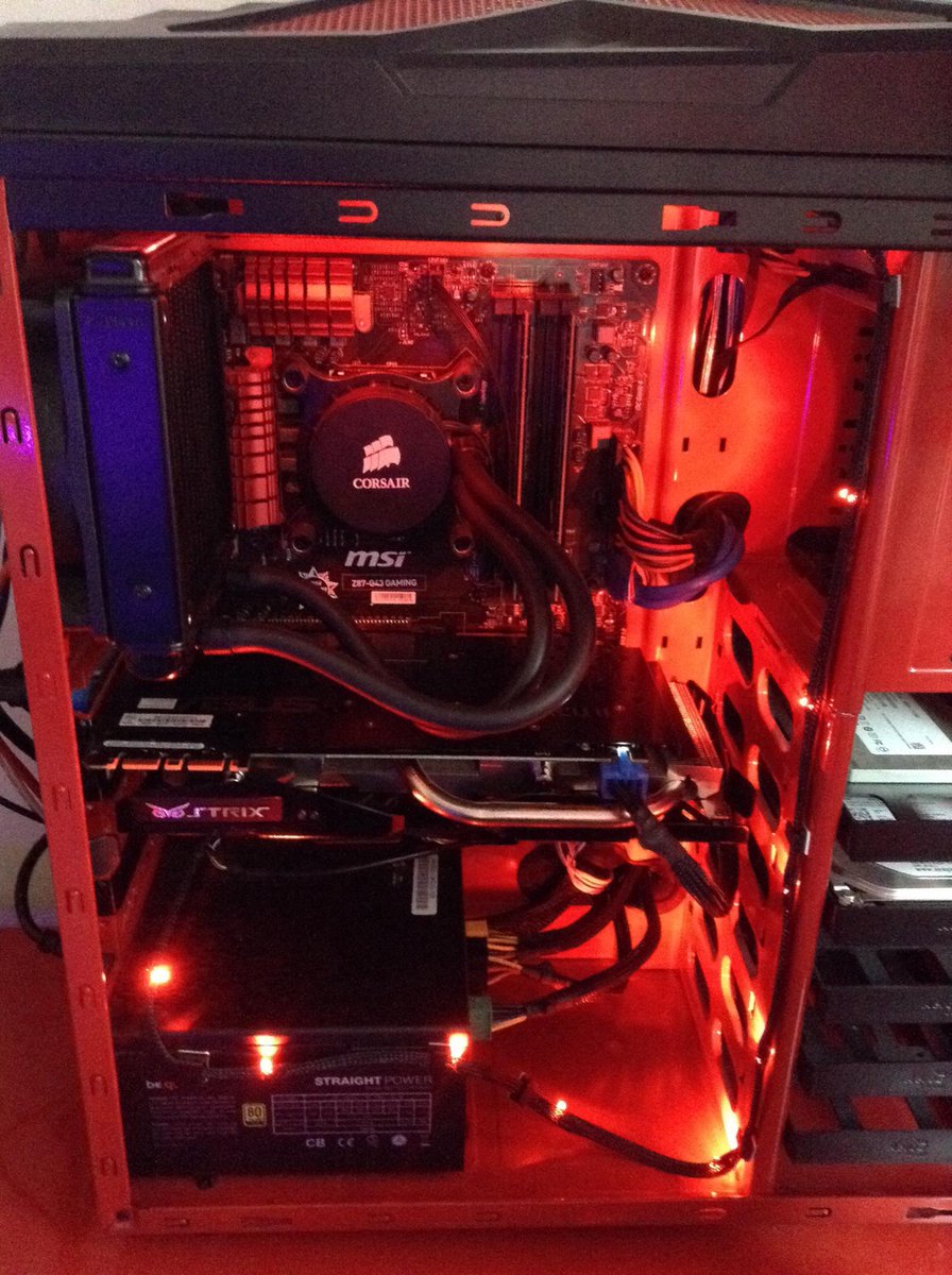 WaveBommel's tweet image. Neue Grafikkarte rockt!