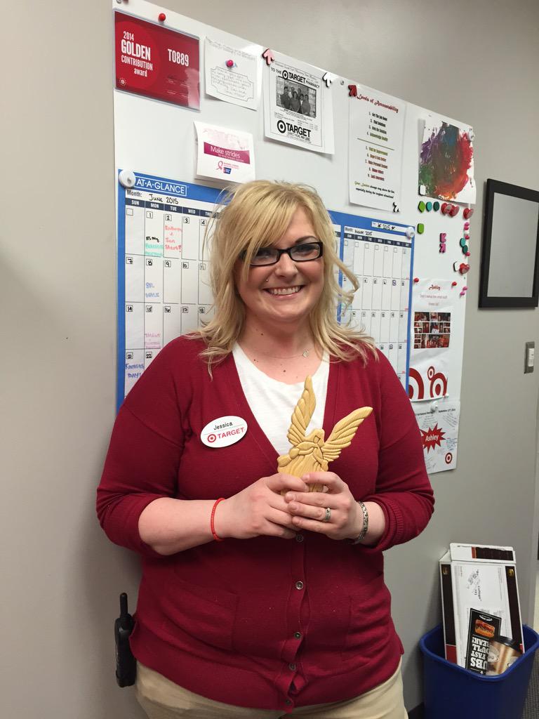 ashleysunYYC's tweet photo. Homemade VIBE recognition from our guest!! #T889 #bestteamever #Guestobsessed @benedictbking http://t.co/5glbucYIe7