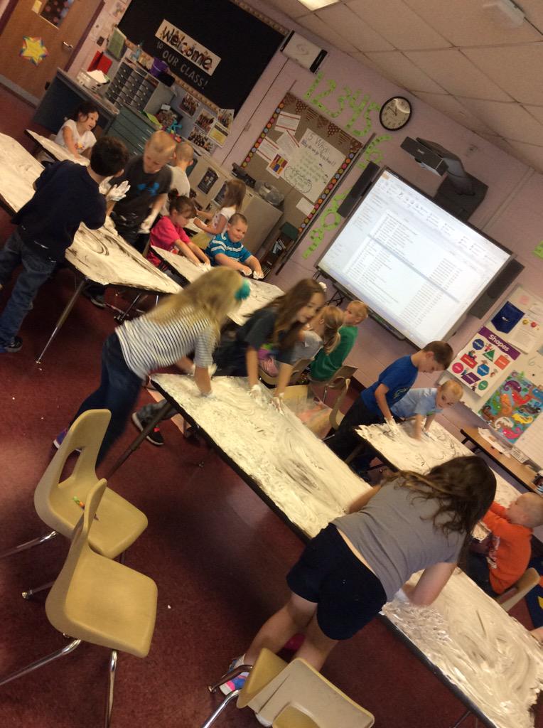 tshulvey1's tweet photo. Shaving cream time! http://t.co/GmbGYGyozB