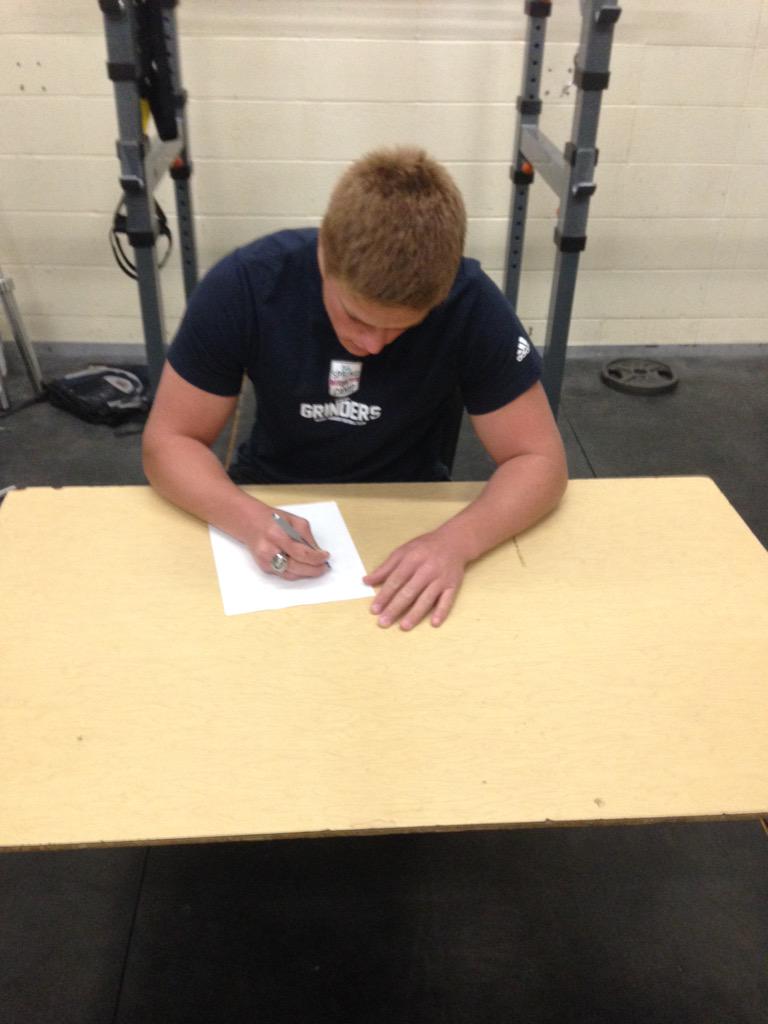 From the #MelfortComets to the <a href="/reginathunder/">Regina Thunder</a> #Togetherweroll in 2015 @cjflnews #cjflsigning