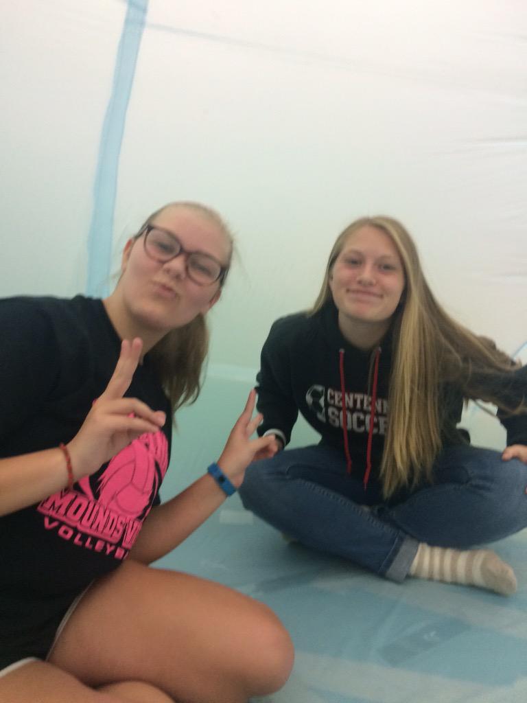 teamtreechains's tweet photo. Got inside our inflatable #treechainnzzzzzzz #ontheinside #wedidit #blessed #MVHSgeo http://t.co/BKWLPea2OC
