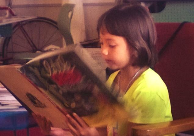 mrfarnumsclass's tweet image. Guest reader in the class! Mia's little sister picked our class as the class she wanted to read to. #classjoy