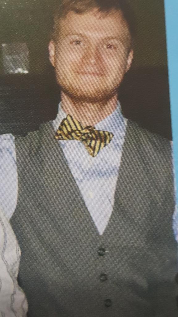 Hartleluminati's tweet photo. When they call you Ed Sheeran http://t.co/n4x1gIZrql