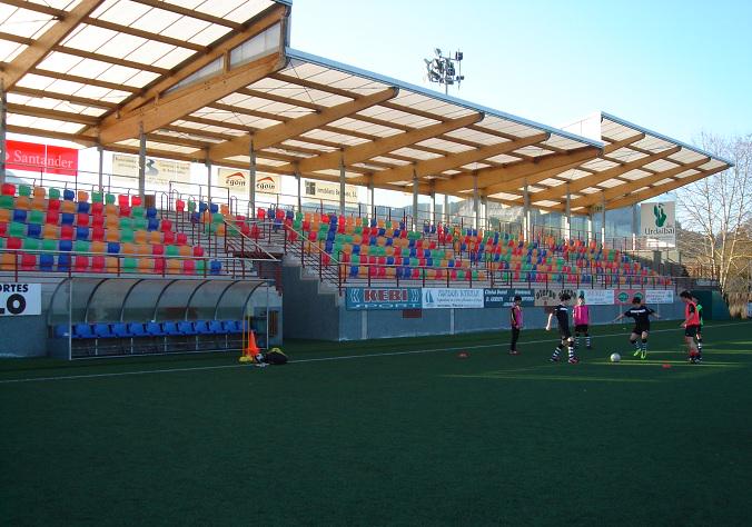 Estadio del SD Gernika donde jugará el <a href="/JerezClubFutbol/">Jerez C.F.</a>
