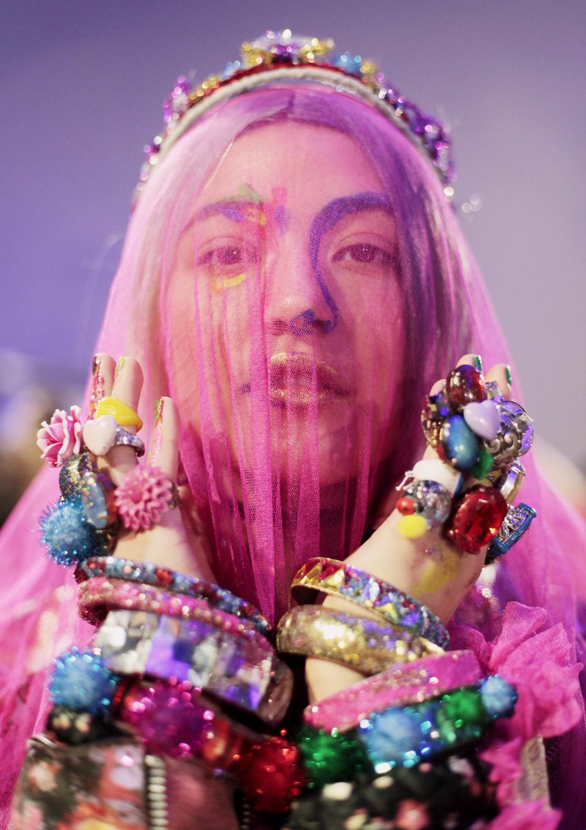 La moda vive un estado de dependencia: el problema con el corporativismo. bit.ly/1eLtD3X