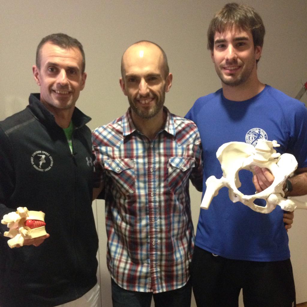 aritzaltadill's tweet photo. Fin de semana de formación en Coruña de la mano de Héctor Garcia junto con Daniel Ramos #anatomiafuncional http://t.co/CMmOwd1XZs