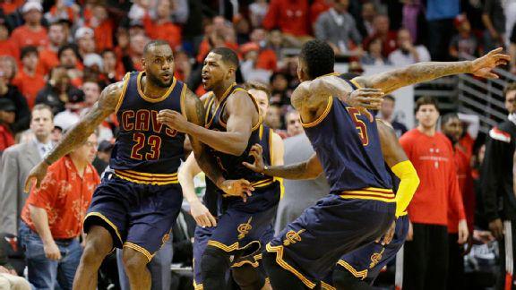 espn's tweet photo. In @FiveThirtyEight's ranking of LeBron's supporting casts, the 2015 Cavs are as weak as '07: http://t.co/GF3UgFQ3jE http://t.co/3eXrPuuyt6