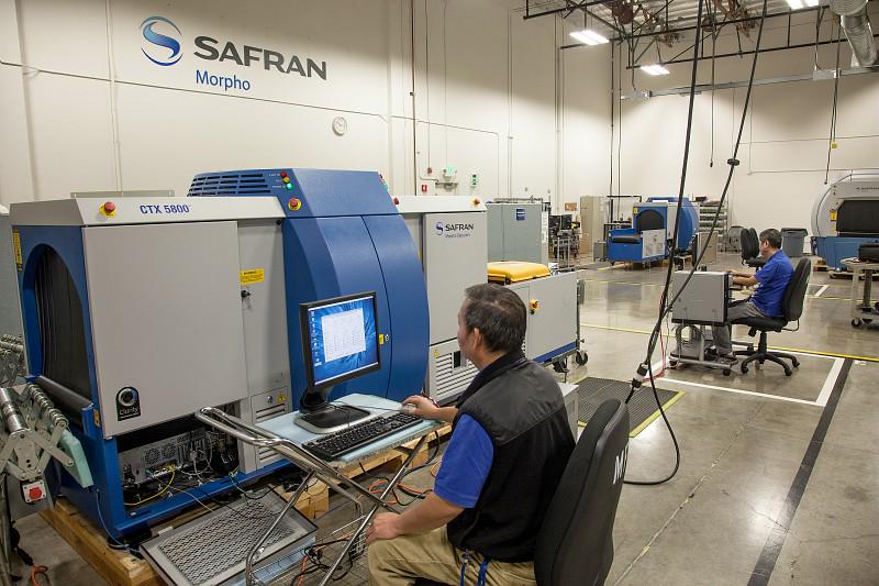 SafranUSA's tweet image. Close to 2000 US-developed CTX #explosivesdetectionsystems have been deployed by @Safran_Morpho worldwide. #security