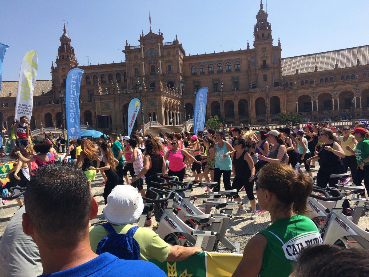 _PartyApp's tweet image. Master Class de Ciclo en Plaza de España