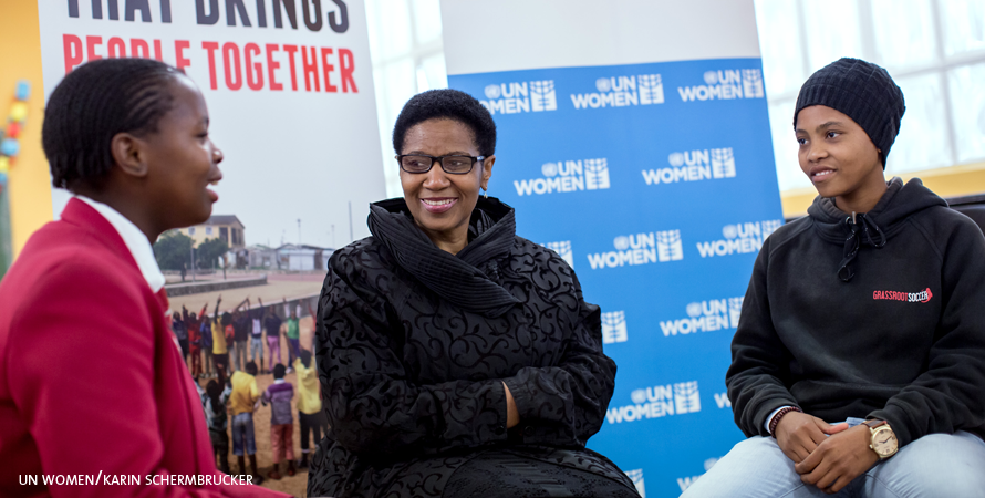 UN_Women's tweet photo. ED @phumzileunwomen visiting our @UNTrustFundEVAW grantee @GrassrootSoccer @GRSSouthAfrica! #Football to #endVAW. http://t.co/yXhdoSkX5Y