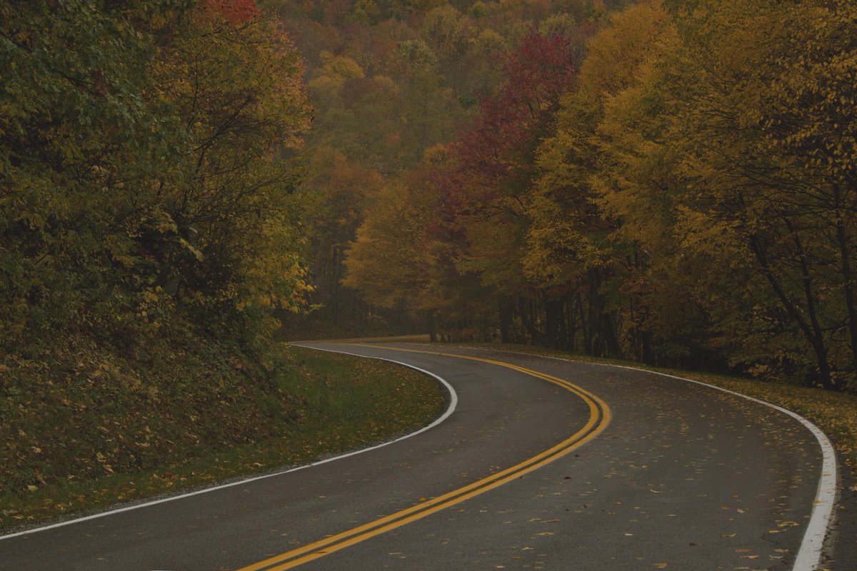 HelloAgentApp's tweet image. "...millennials are going to start treating the process of interviewing agents like Tinder."
buff.ly/1K4F8za