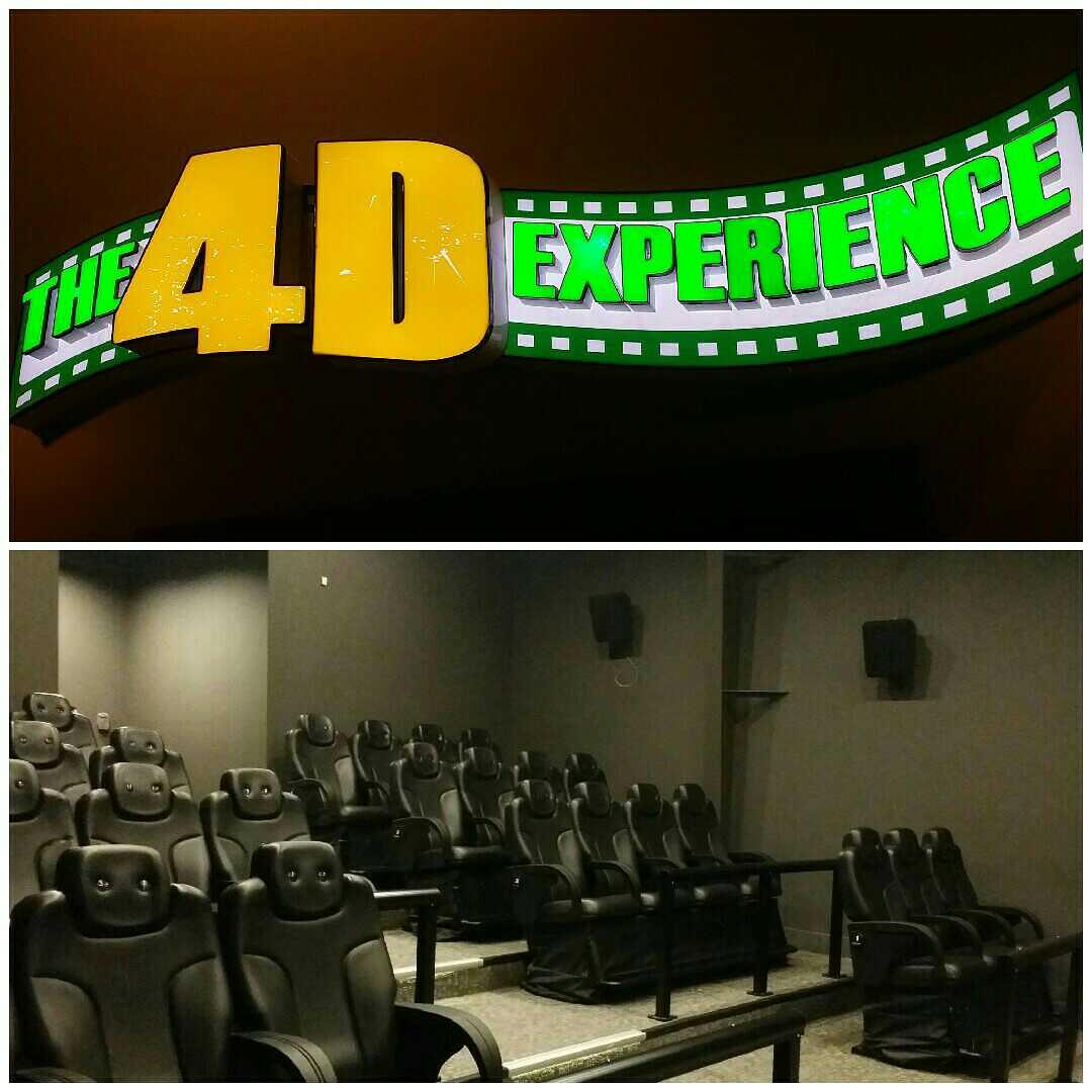 It may be raining on #OkaloosaIsland but its always nice inside the Arcade. <a href="/WildWillysAZ/">Wild Willy's AZone</a>. Come try out a 4D Movie!