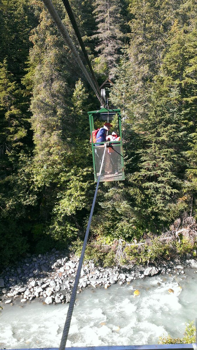 akcakestudio's tweet photo. @alaskalfmag @resortalyeska always #enjoy taking the #family out to do the #handtram http://t.co/J97rSgUwZx