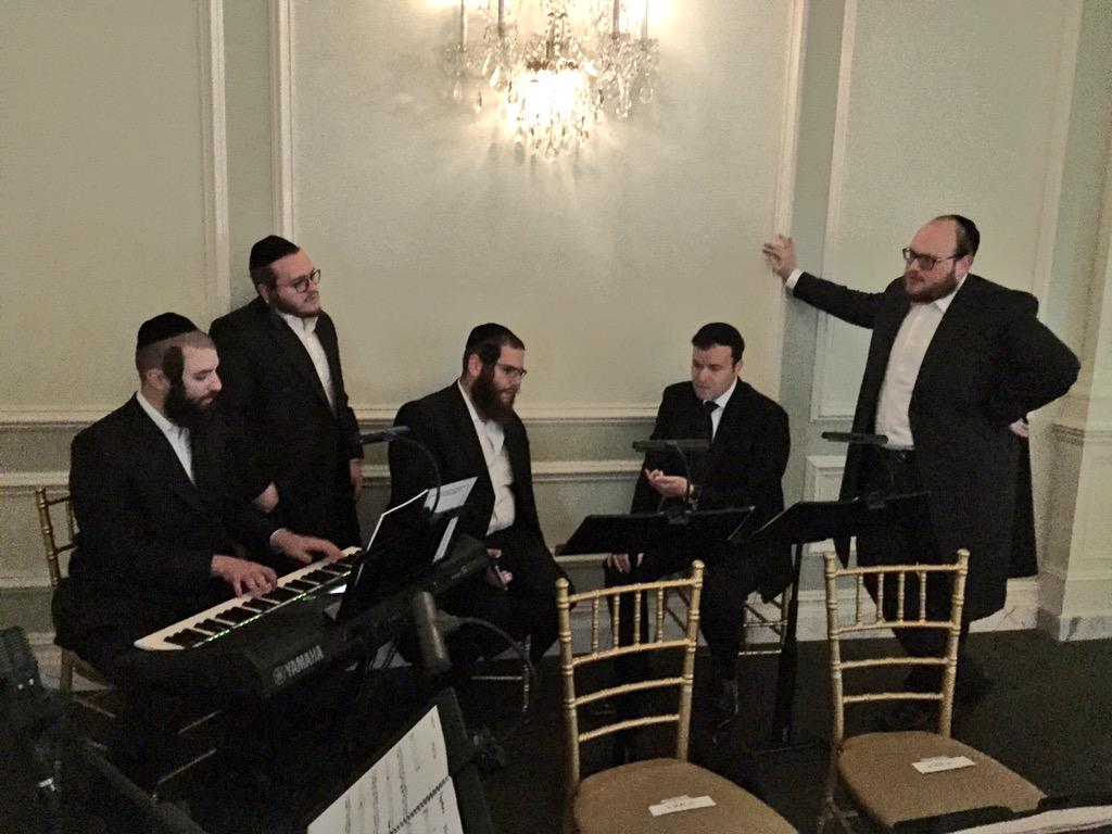 TEITELBAUMAARON's tweet photo. Rehearsing chuppa with the great #OhadMoskoitz and @YedidimChoir in Rockleigh country club @mottyjay stage manager. http://t.co/gvHG6ITqYC