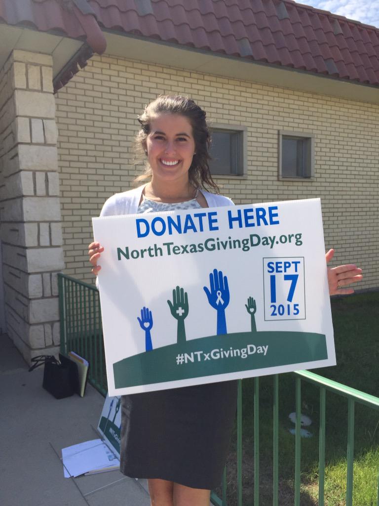 RutledgeCancer's tweet photo. ☑ Marking the calendar September 17, 2015 #NTxGivingDay #CaringandCuring @ntxgivingday http://t.co/WXFaRCpQhF