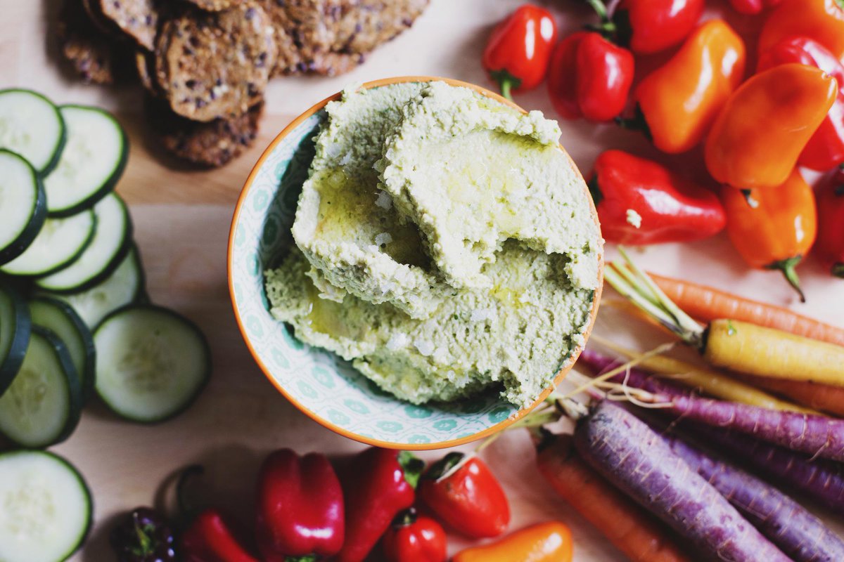 EvolutionFresh's tweet photo. Spread it. Scoop it. Savor every last bite. Edamame Hummus recipe → http://t.co/b2XGAKh0Tk http://t.co/6Gjq39srUd
