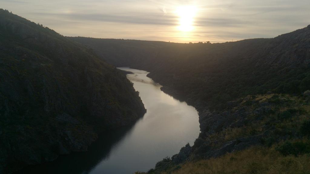 HRparajesayago's tweet photo. Atardecer en #Sayago http://t.co/AtXnoqYsRz