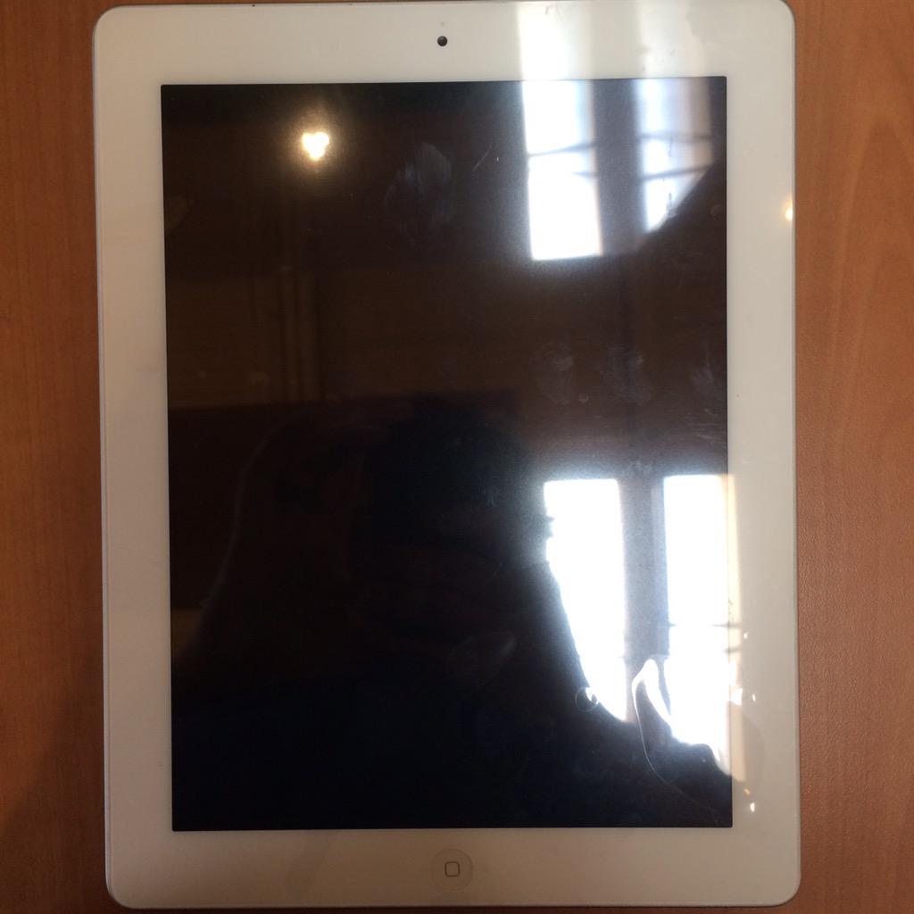 CrackNShip's tweet image. Broken iPad no problem! Ship it today!! cracknship.com #ipad #brokenscreen #ipad4