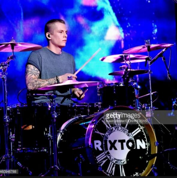 rixton_girl's tweet photo. Well, #MayIsMorganMonth is over, but it is still #MorganMonday! 😍👌 @Lewi_Rixton http://t.co/D8e1SnlTF6