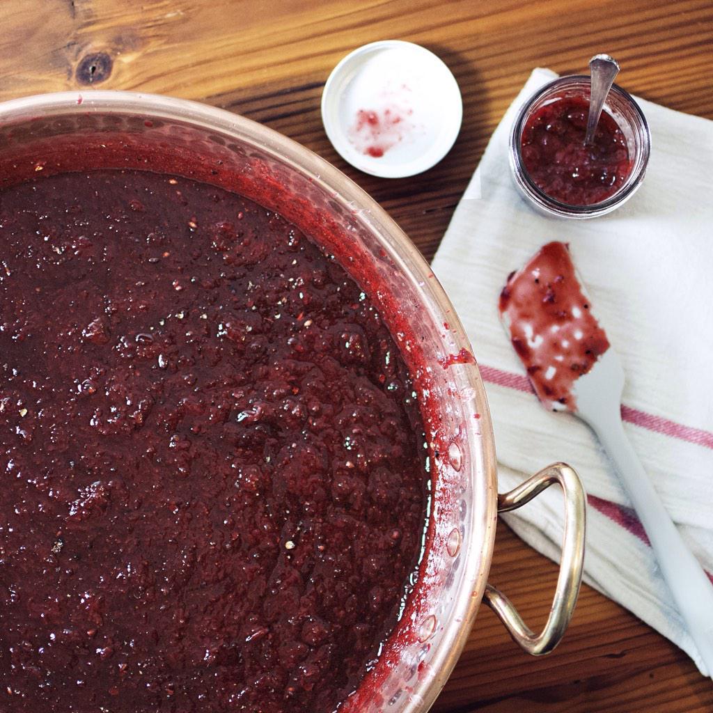 We're hosting our very first DIY Jam Class on 6/27. Check it out! bit.ly/1FmEV48