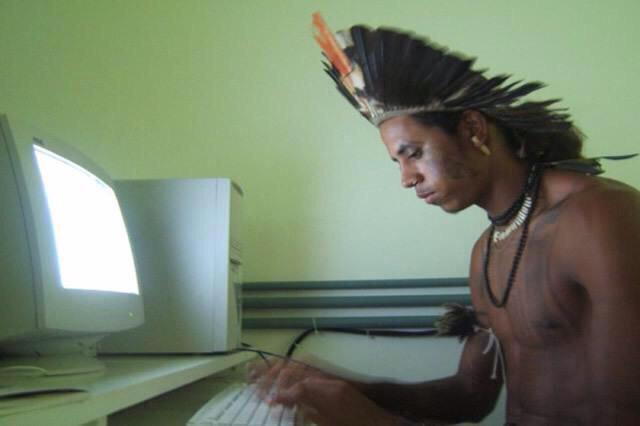 elCigarrette's tweet photo. -¿Eres el del avatar?
-Claro bebé. http://t.co/Cj3Oy3l9yT