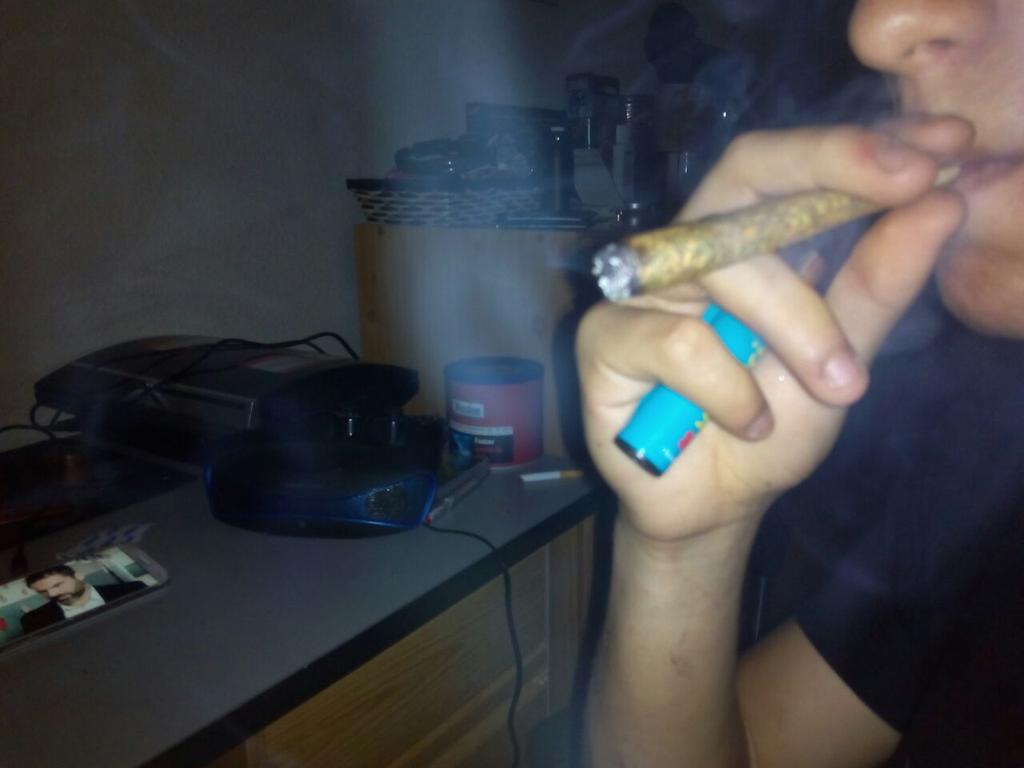 EsnifoHumo's tweet photo. 💨 http://t.co/yCiHca735C