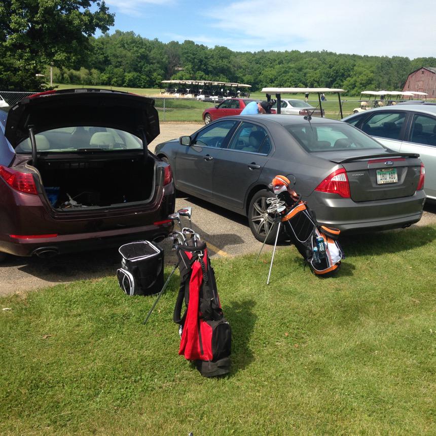 casek507's tweet photo. Tailgating with Kyle before golf like we are rock stars #hopejeffgolf'swell http://t.co/Hn0fP6ZcAp