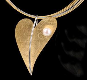 Hochzeit_Ringe's tweet photo. Bei uns finden Sie nicht nur #Trauringe, sondern auch #Brautschmuck. Alles für Ihre Hochzeit http://t.co/VtZchyovyf http://t.co/VrdGbsObEJ