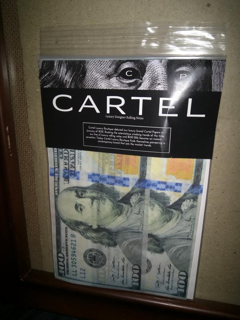 pacoloco1988's tweet photo. If you wanna roll #$100s #allnatural #cartelpapers get them while in stock they go fast and have to wait month's http://t.co/TN5VHxCEwD