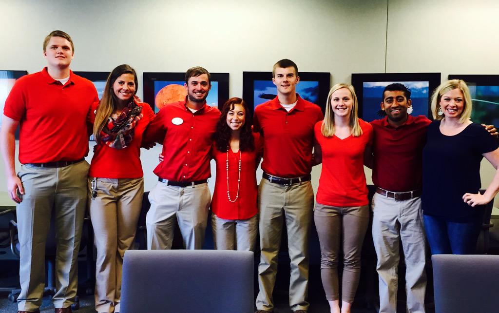 Intern Kick Off is here!! Welcome D105 Interns!! #G199InternsRock #OurFutureLooksSoBright😎 #You'reAllMyFavorite
