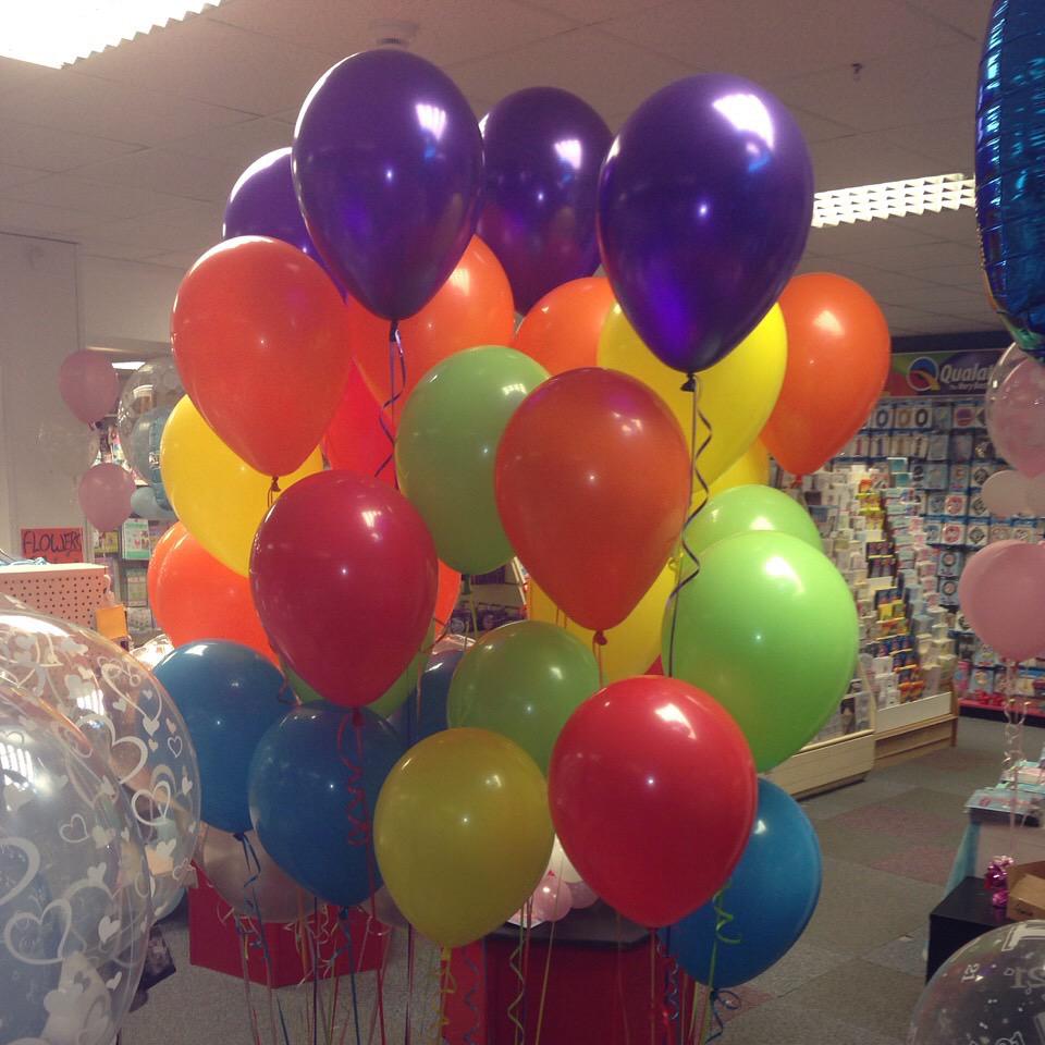 PartyWorld_'s tweet image. @kpowerauthor @Tweetinggoddess thanks you for the RT #createmorefun #BritishBizParty David