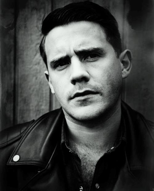 Feliz cumpleaños a Jamie Cook // Happy birthday to Jamie Cook 