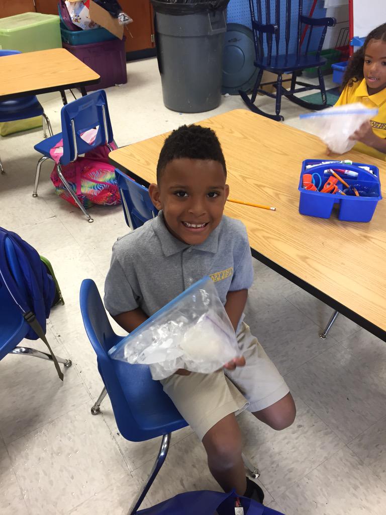 EEPTexas's tweet photo. A great last day of school making ice cream, Spider-Man visit, and way too many hugs. We had a great year in Texas! http://t.co/YIvFzc6UVW