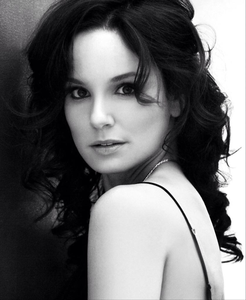 Btw happy birthday sarah wayne callies for today  