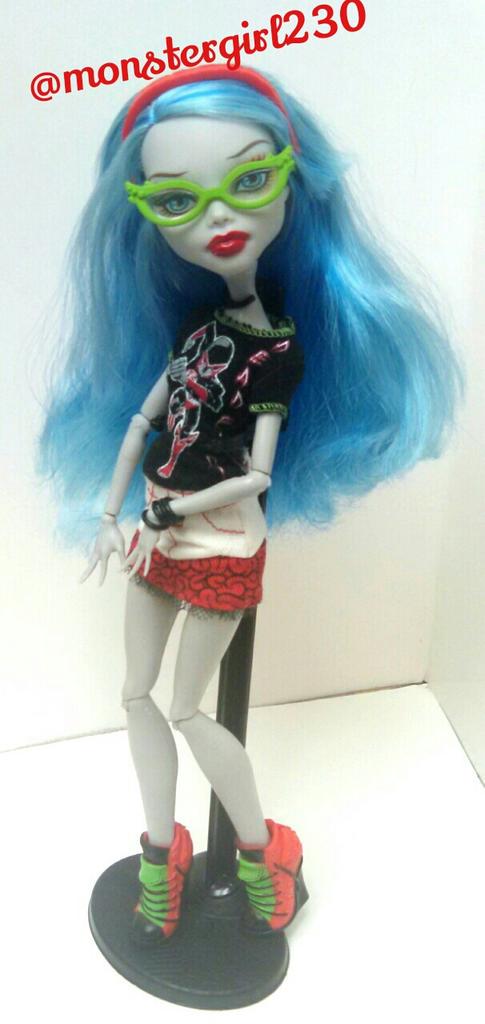 PirPrincess1117's tweet image. My new Custom Comic Book Club Ghoulia! 📚📖📓😊