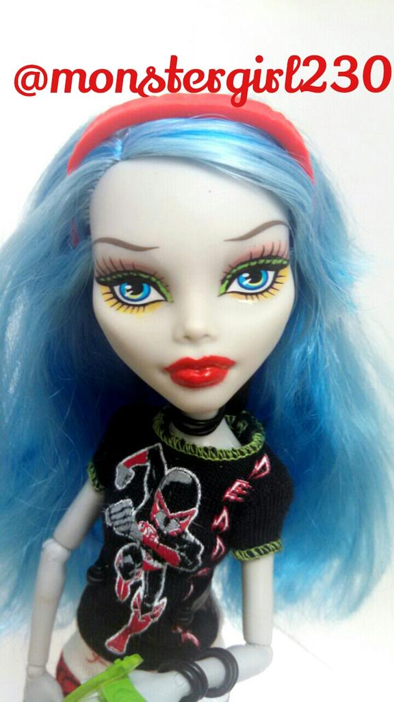 My new Custom Comic Book Club Ghoulia! 📚📖📓😊