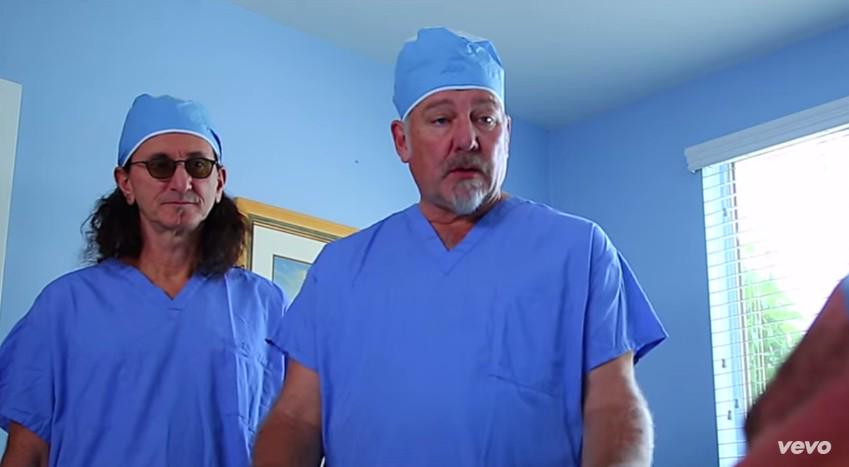 esquire's tweet photo. In This New U.S. Healthcare-Shaming Music Video, Dr. Geddy Lee Will See You Now http://t.co/vuepv5zxU1 http://t.co/FDDzW5eesZ