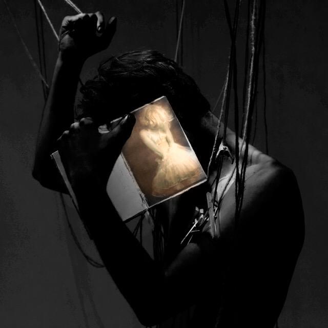 billhayward's tweet photo. "Reading Dreams" #the_house_of_dragons_nyc #themuseumofemotions #asphaltmuscleandbone #onlyinbed http://t.co/3QLtcePALy