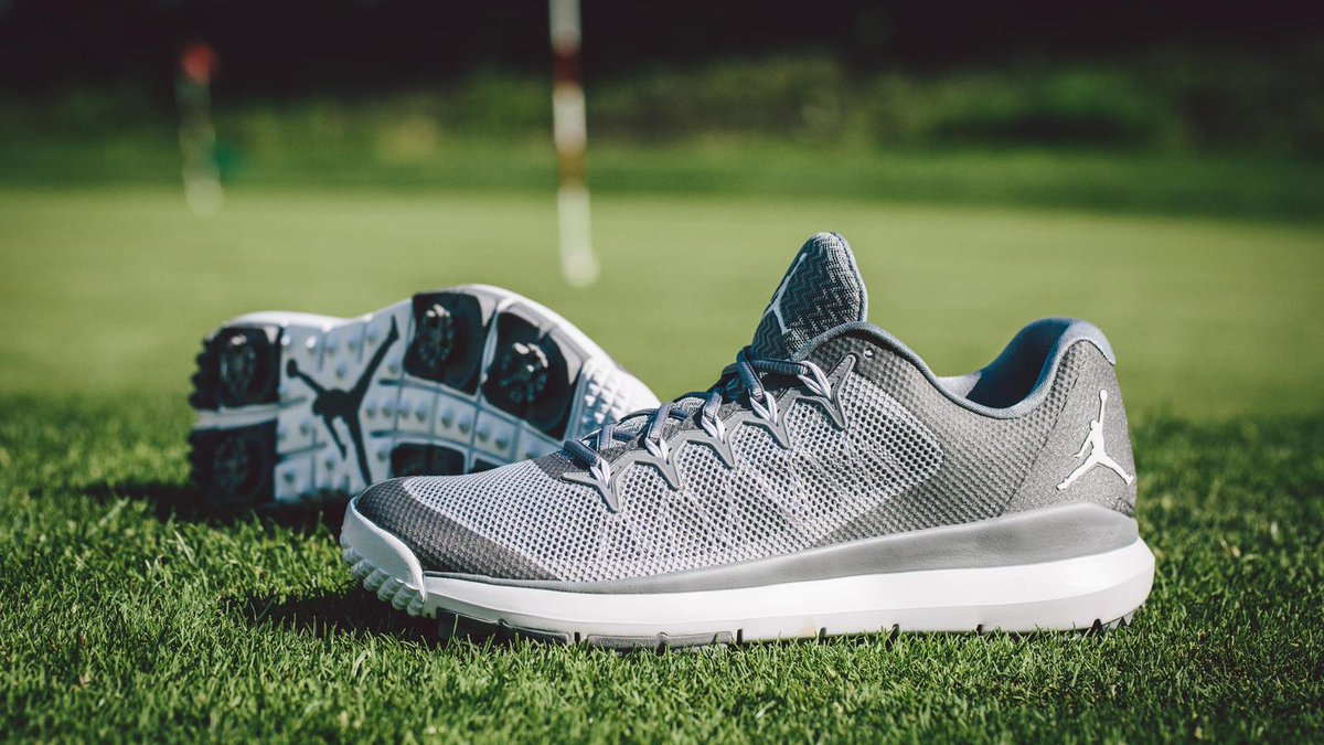 YummyBirdies's tweet photo. The new Jordan Flight Runner Golf shoe.
#takemymoneynow 

http://t.co/VraZcJuOXi http://t.co/fobT0XHJ4v