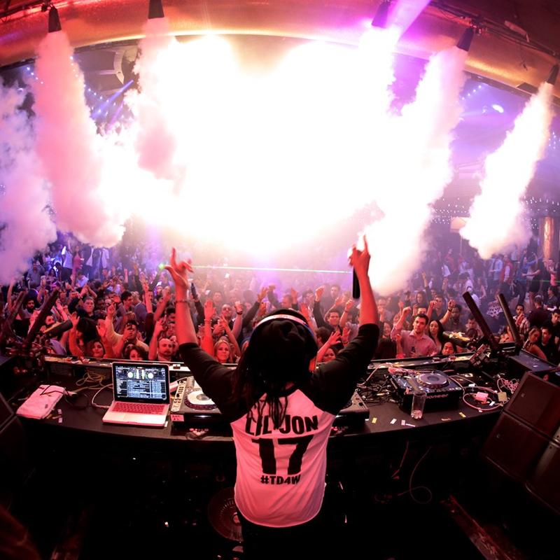 luisalonso_la's tweet photo. @liljon tonight @xslasvegas! Contact 5622097486 for reservations #movementmondays #turndownforwhat #itstimetogetloose http://t.co/NUDBh2gqWB
