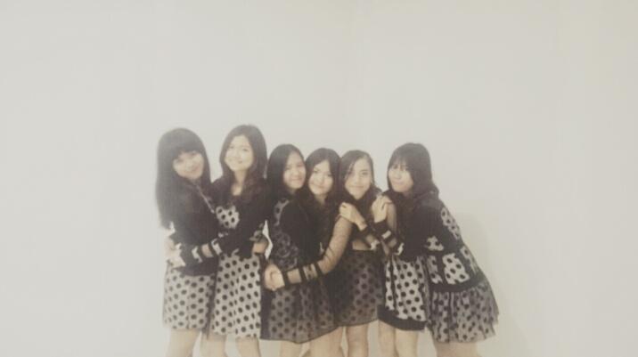 SELAMAT PAGI 😆 ada yang liat perform kita kemarin di BEC? ^^ #coverdance #apink