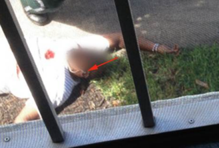 TheRoot's tweet photo. Did #Florida police lie about #JermaineMcBean wearing earbuds during fatal shooting? http://t.co/AzSQKv738u http://t.co/Bll8qnwJez