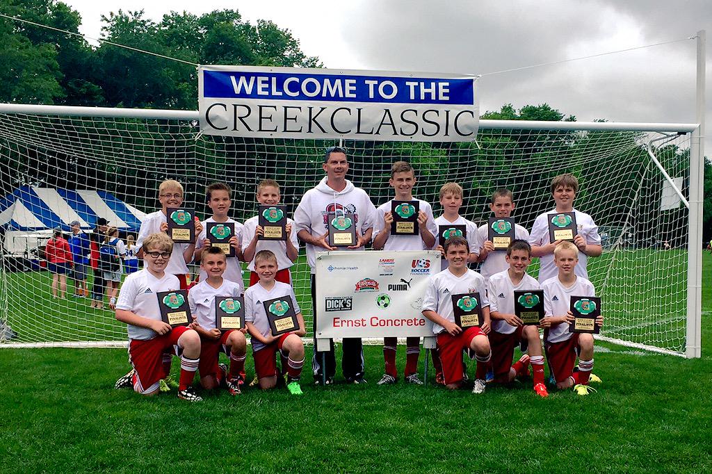 hathfu's tweet photo. @WapakSoccer 2015 Creek Classic U12 Boys Blue (8v8) Division Runner-Up http://t.co/bl003kVN2V