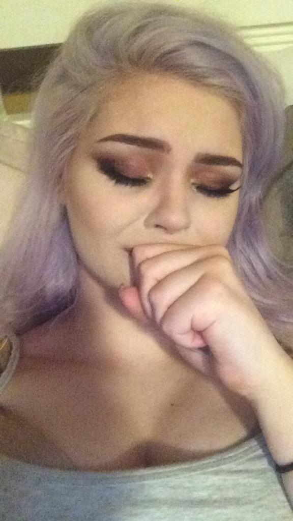 when u boutta fall into a good ass sleep and then remember u still got makeup on