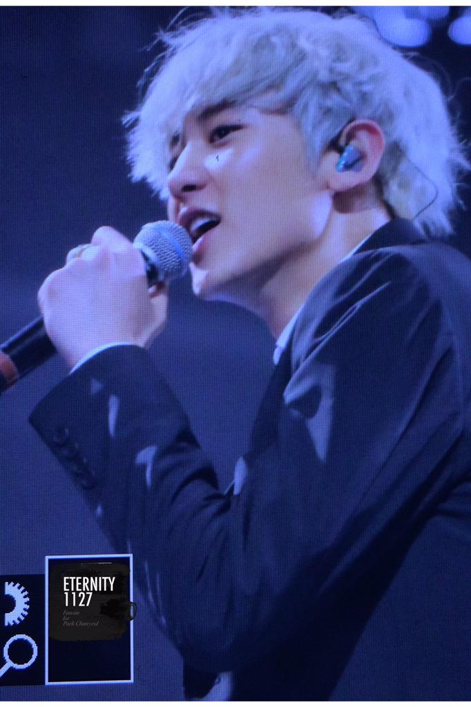 eternity_1127's tweet photo. 150531 The EXO'luXion in SHANGHAI #찬열 #chanyeol http://t.co/zF5U5RBeh7