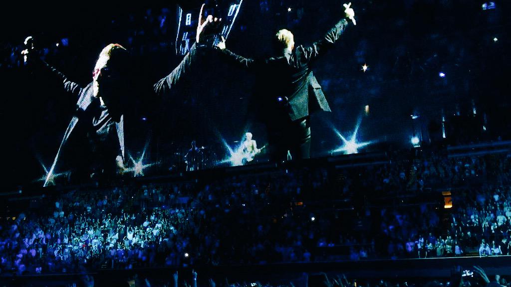 ChikaLakerz's tweet photo. Counting down…#in48hours and change #U2ieTour #LA5 #tictock @u2gigs @U2TOURFANS @U2start @azcat92 😁❤️ #willUbethere http://t.co/Op4OAPds4Y