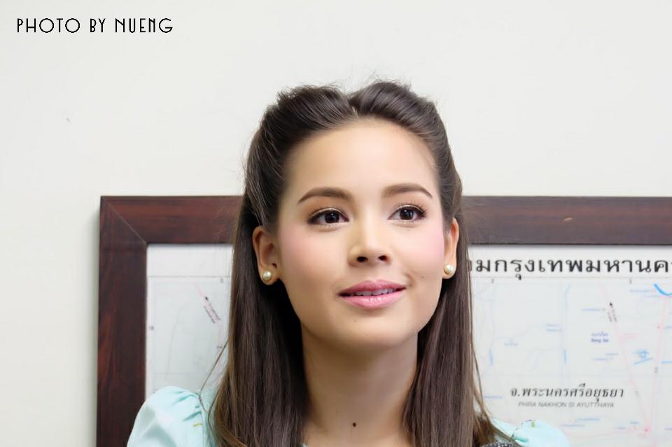 เจมส์-ญาญ่า อัดรายการโต๊ะข่าวบันเทิง หนึ่งในทรวง Cr:nueng  #หนึ่งในทรวง